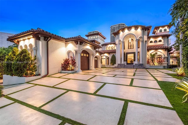 $29,995,000 | 498 N Parkway, Golden Beach, FL 33160