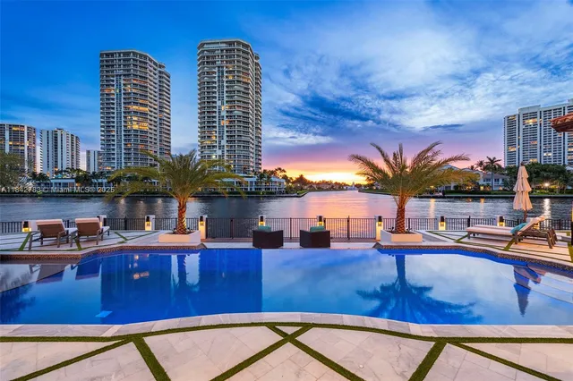 $29,995,000 | 498 N Parkway, Golden Beach, FL 33160