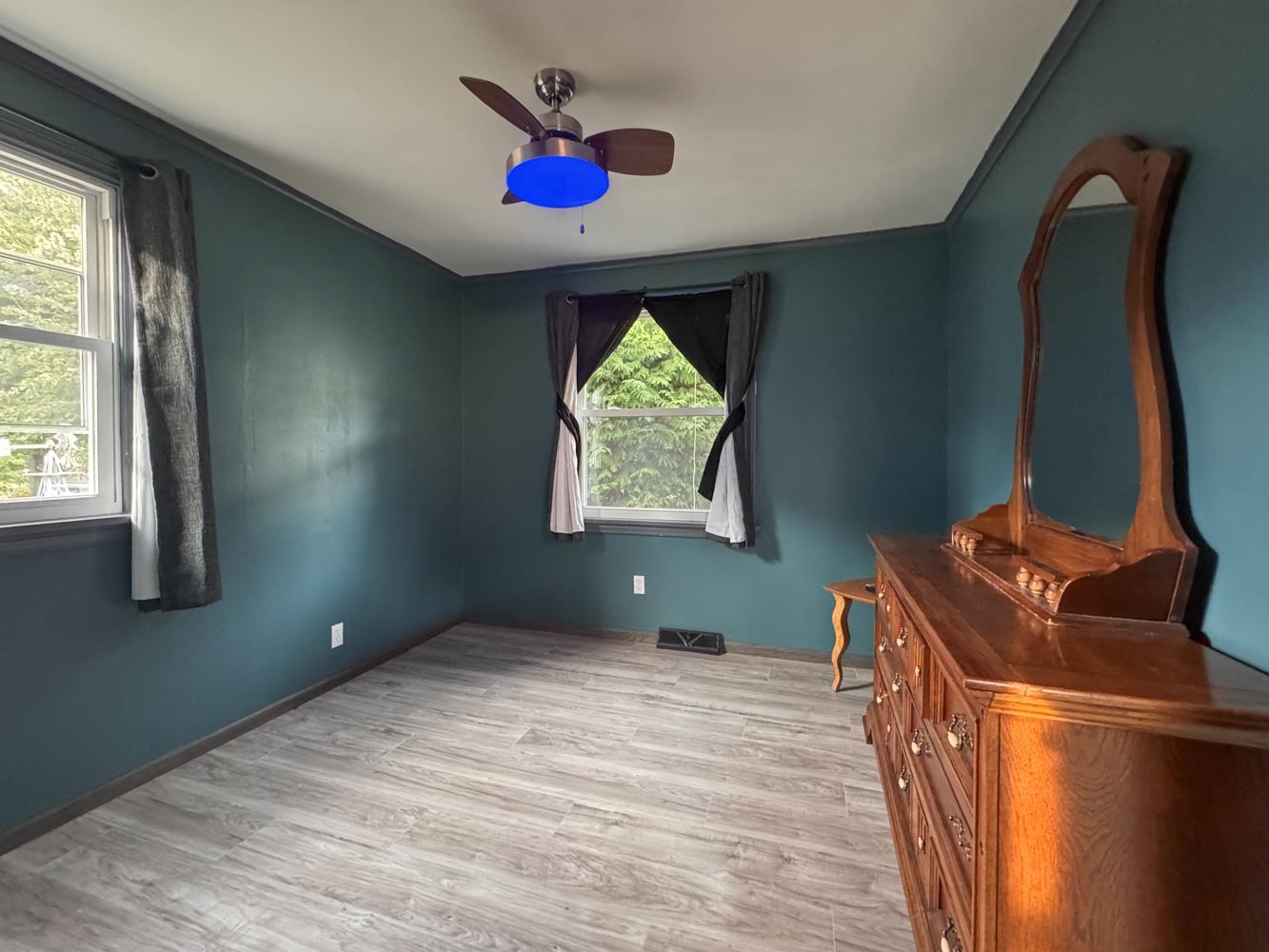 3939 Agamaite Road Green Bay, WI 54311 - Photo 9 of 26 Gallery Image 9