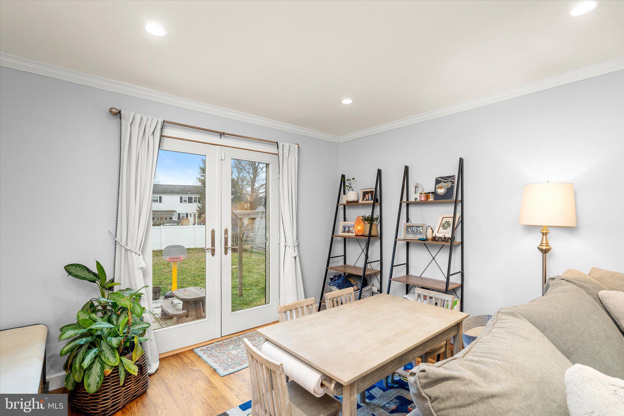 23 Yorkshire Road Hamilton, NJ 08610 - Photo 9 of 26 Gallery Image 9