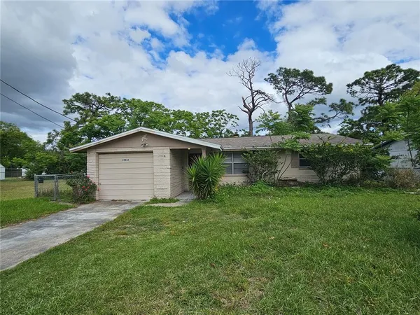 $1,500 | 15812 Sea Pines Drive, Hudson, FL 34667