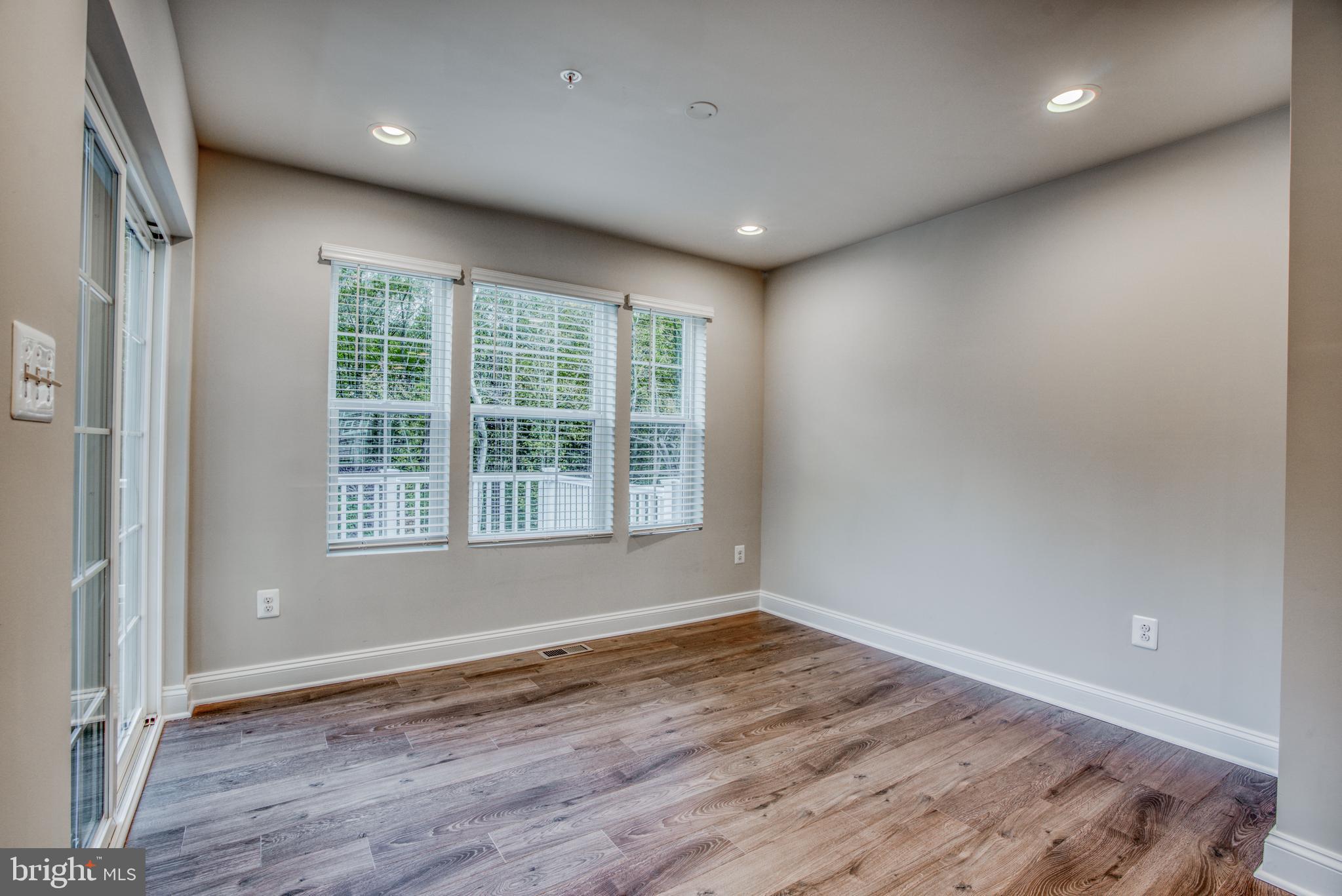 9813 Ravenhurst Road Middle River, MD 21220 - Photo 28 of 56