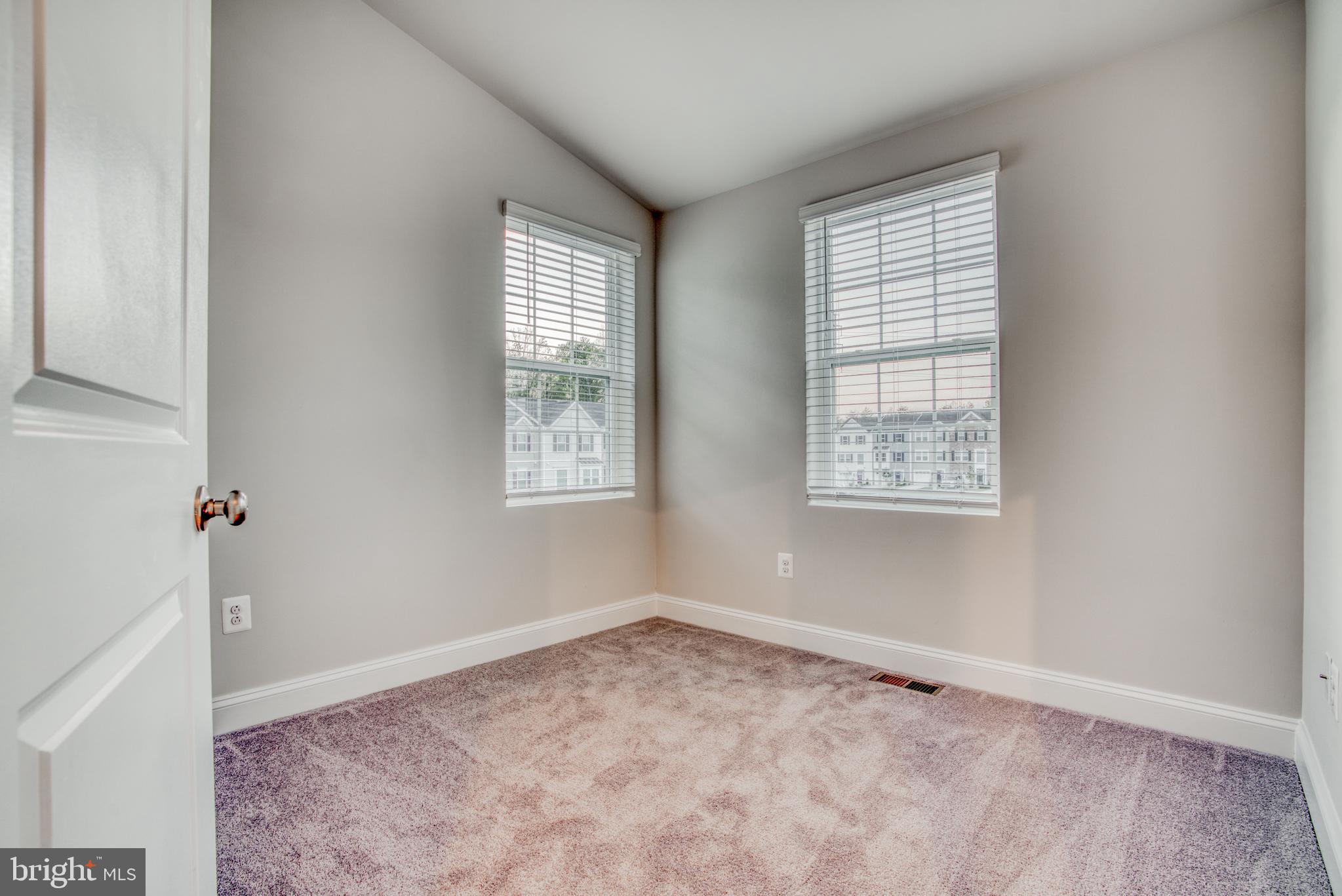 9813 Ravenhurst Road Middle River, MD 21220 - Photo 44 of 56