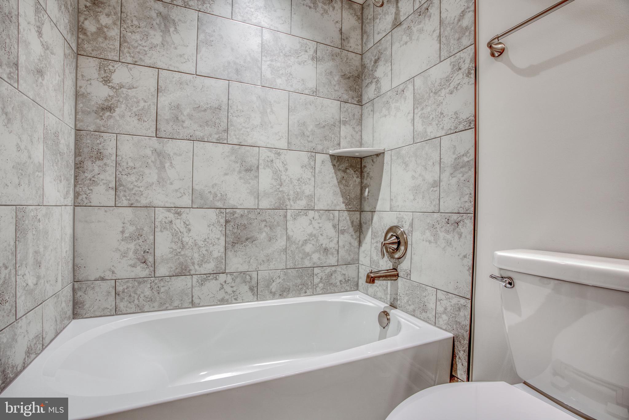 9813 Ravenhurst Road Middle River, MD 21220 - Photo 48 of 56