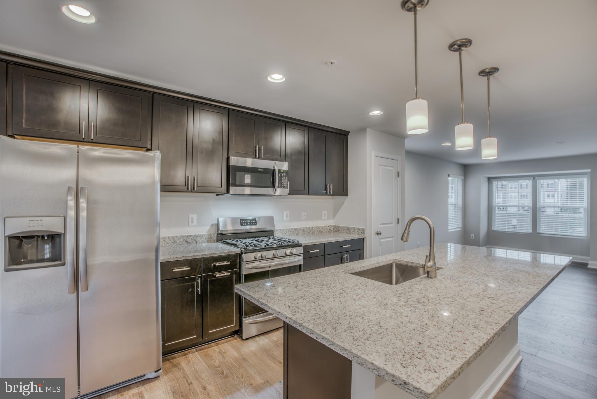 9813 Ravenhurst Road Middle River, MD 21220 - Photo 6 of 56