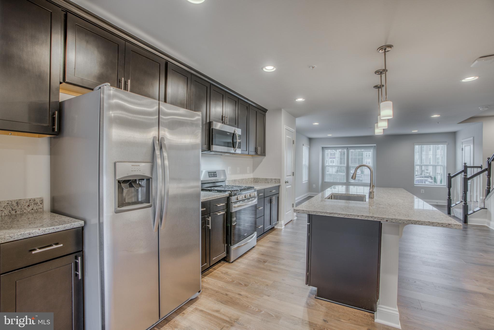 9813 Ravenhurst Road Middle River, MD 21220 - Photo 7 of 56