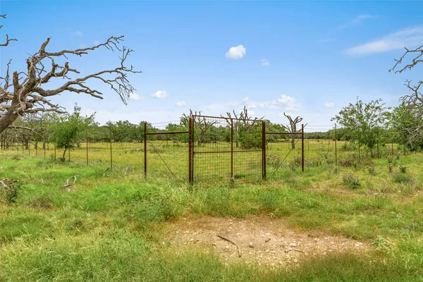 $3,890,000 | 65 Miles Lane, Harper, TX 78631