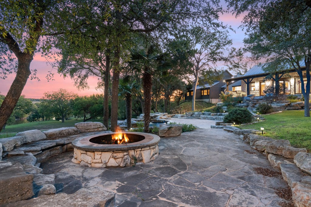4455 Morris Ranch Road Fredericksburg, TX 78624 - Photo 10 of 74 Gallery Image 10