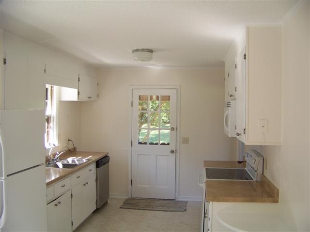 502 Spring Forest Drive Central, SC 29630 - Photo 6 of 12 Gallery Image 6
