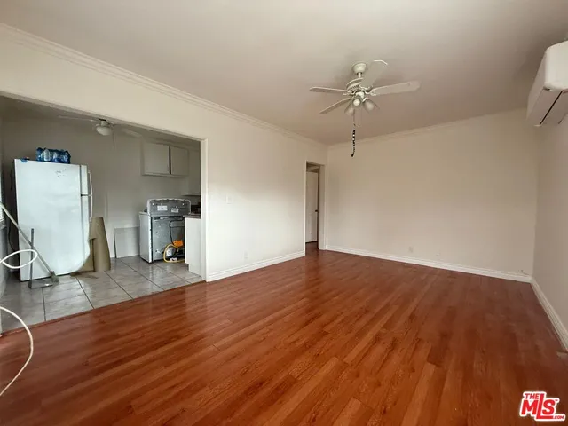 $1,690 | 7932 Brimfield Avenue, Panorama City, CA 91402