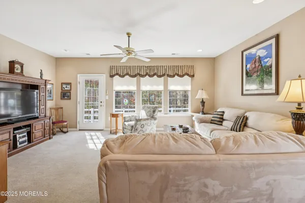 $410,000 | 70 Cromwell Lane, Jackson, NJ 08527