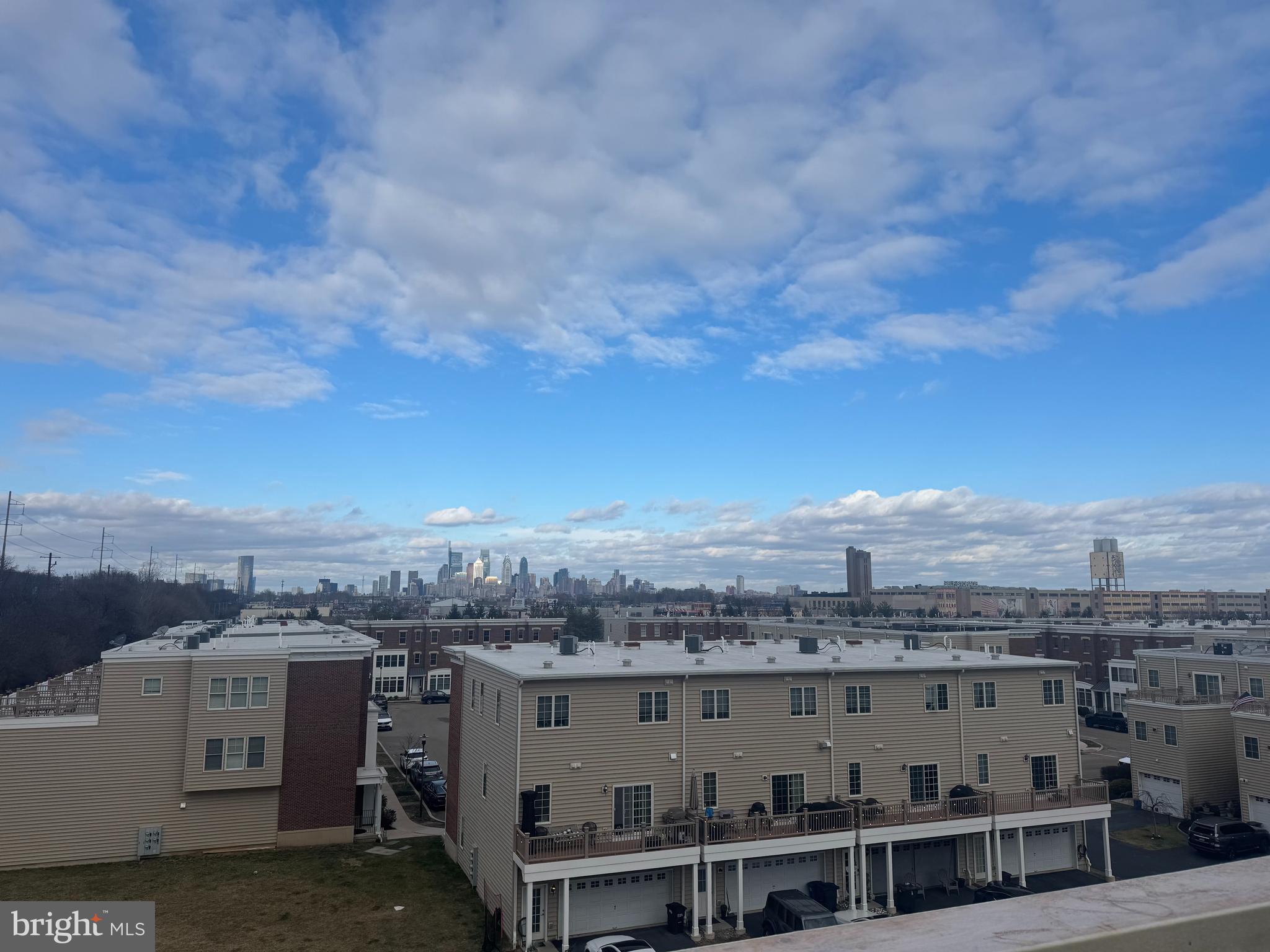 2425 Hartranft Street Philadelphia, PA 19145 - Photo 11 of 11