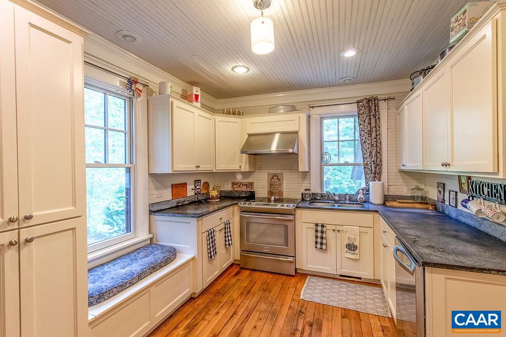 259 Chapman Road Stanardsville, VA 22973 - Photo 8 of 21 Gallery Image 8