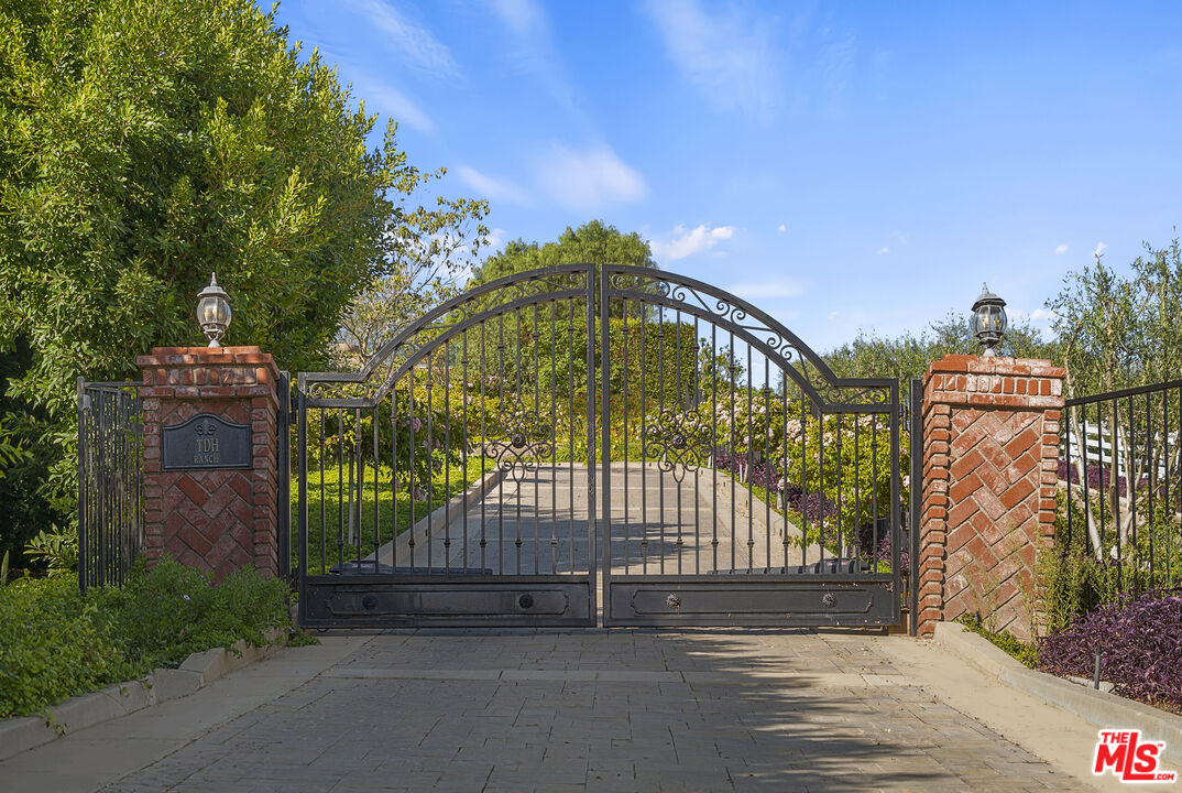 11875 Pradera Road Santa Rosa Valley, CA 93012 - Photo 8 of 35 a view of street along with trees