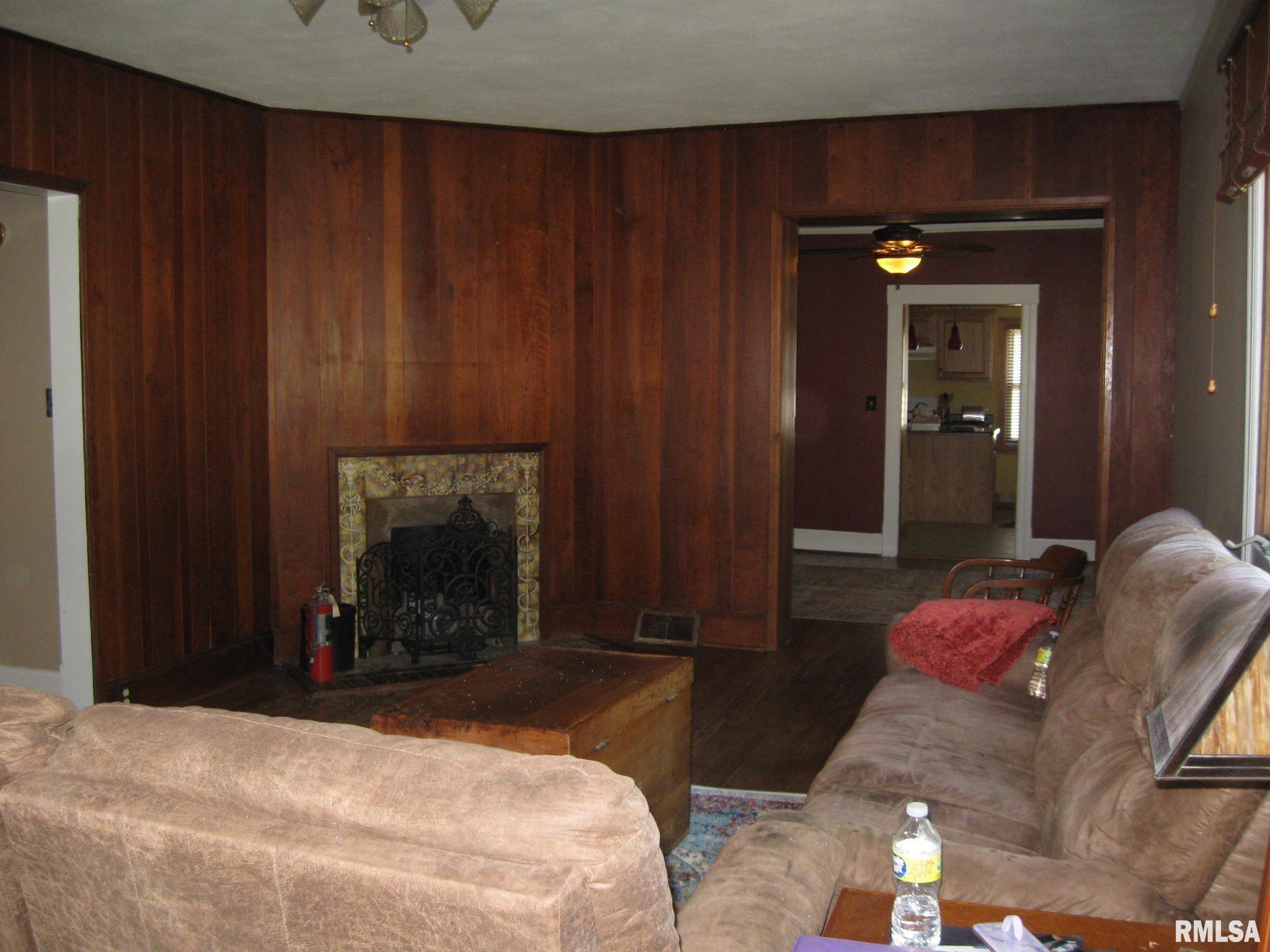 533 East Main Street Rochester, IL 62563 - Photo 3 of 19
