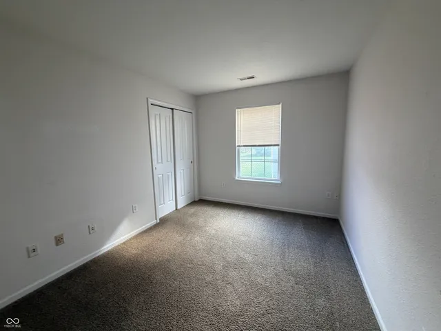 $215,000 | 615 Treyburn Lakes Way, Indianapolis, IN 46239