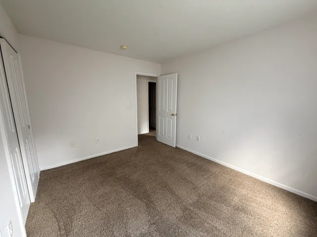 $215,000 | 615 Treyburn Lakes Way, Indianapolis, IN 46239