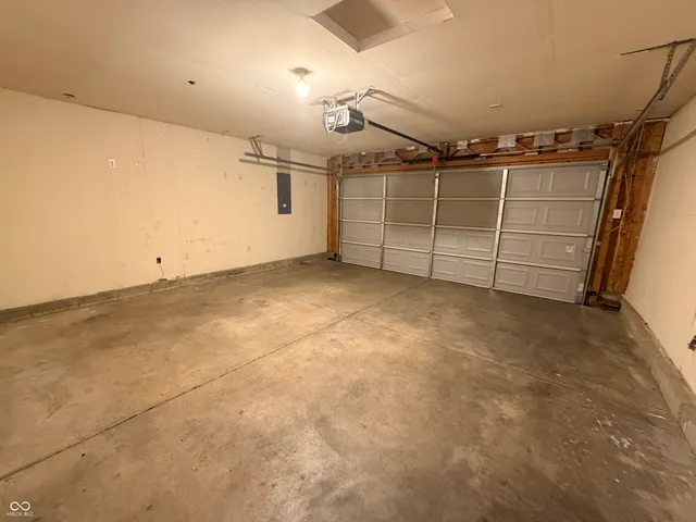 $215,000 | 615 Treyburn Lakes Way, Indianapolis, IN 46239