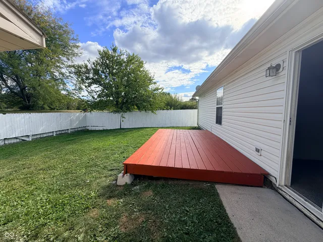 $215,000 | 615 Treyburn Lakes Way, Indianapolis, IN 46239