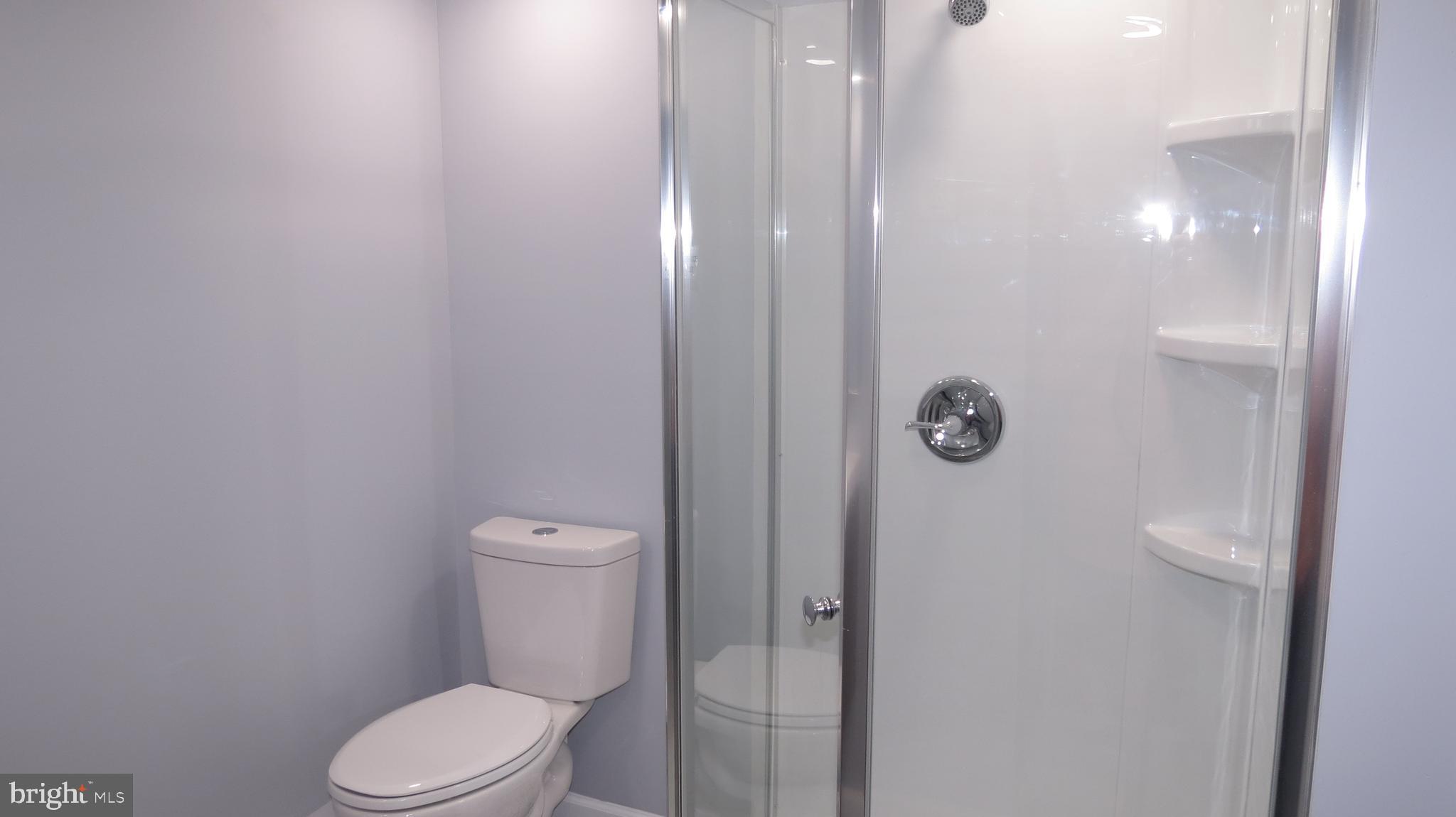 976 Kirk Road Williamstown, NJ 08094 - Photo 19 of 27 Second bath