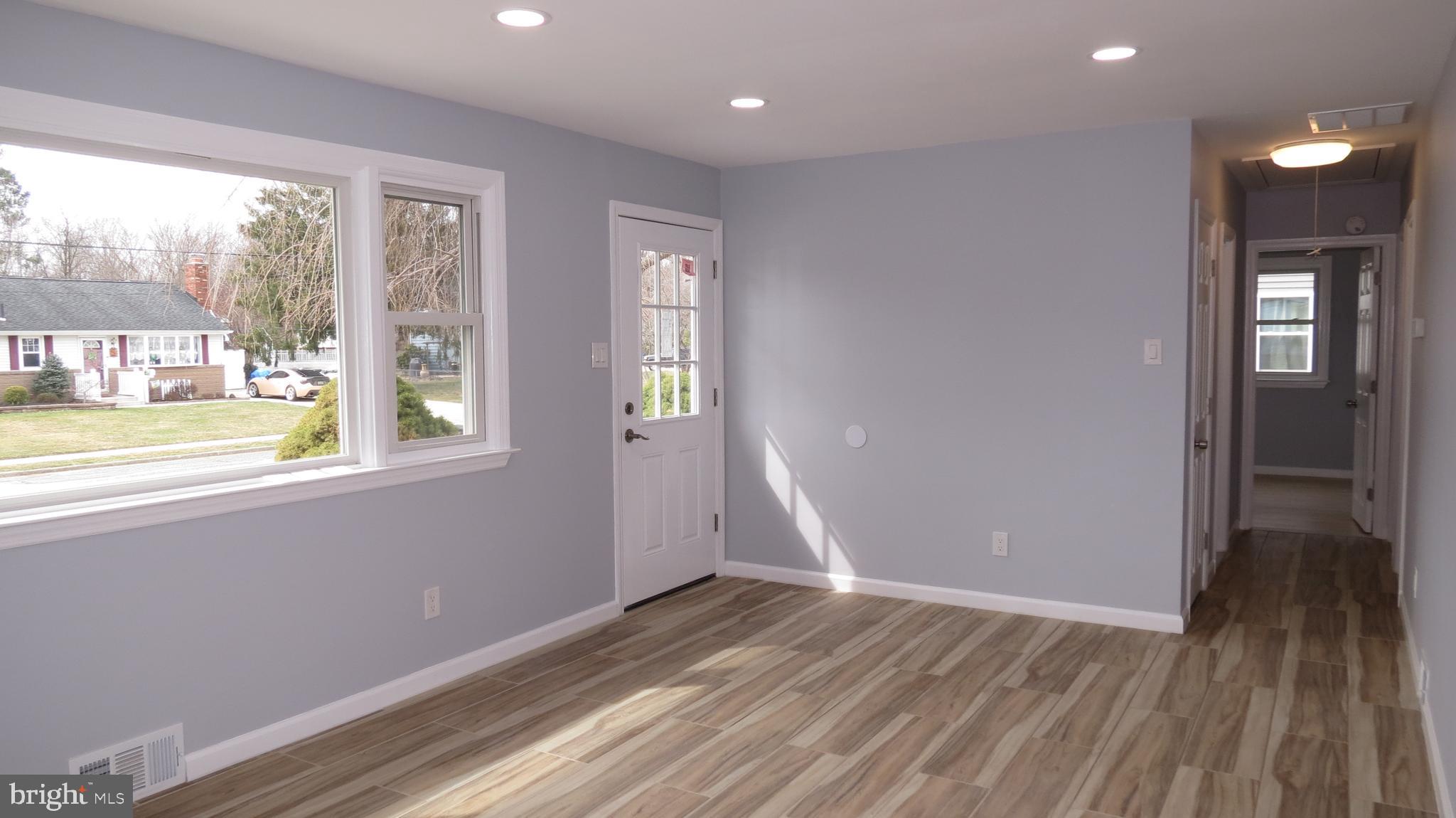 976 Kirk Road Williamstown, NJ 08094 - Photo 4 of 27