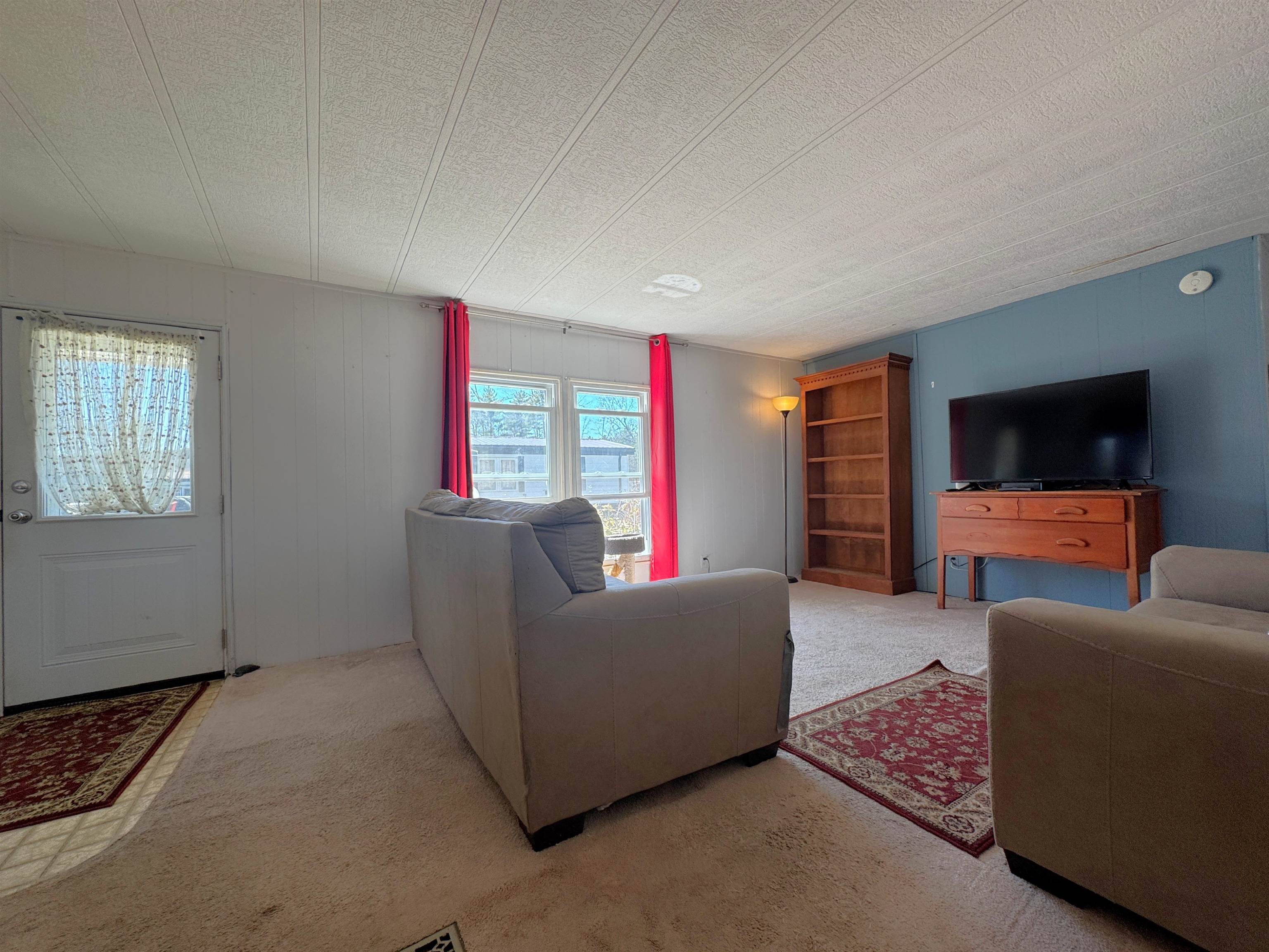 20 Country Way Goffstown, NH 03045 - Photo 13 of 36