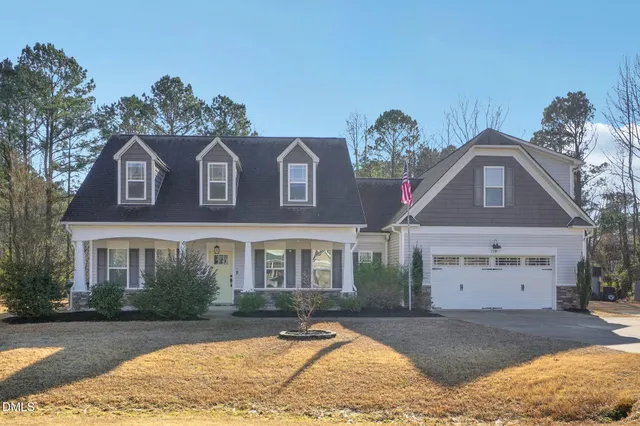 $515,000 | 118 Willard Wood Run, Benson, NC 27504