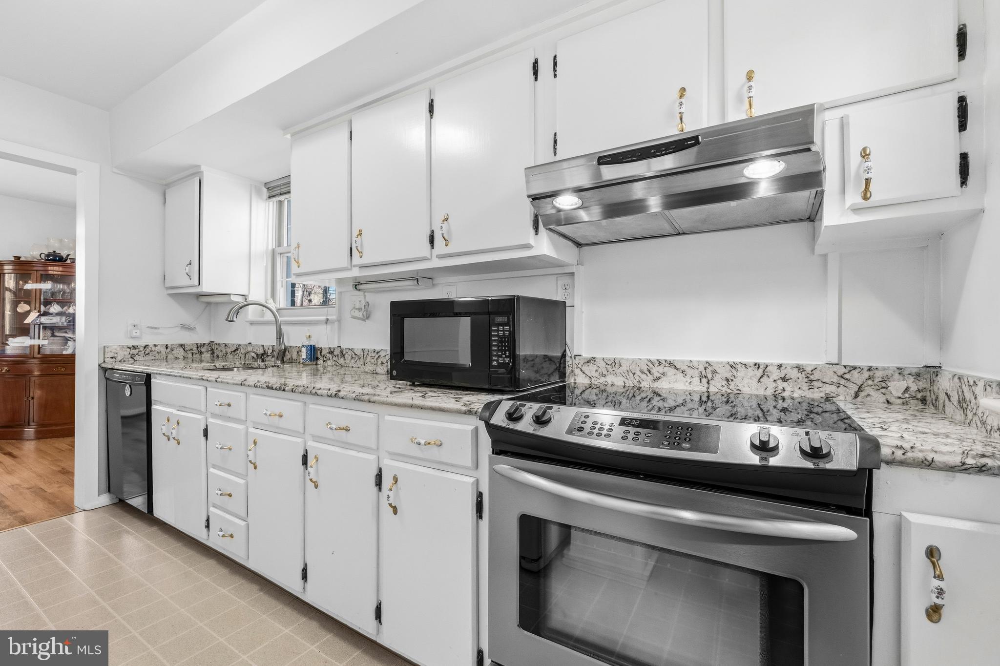 2502 Hughes Road Hyattsville, MD 20783 - Photo 14 of 37