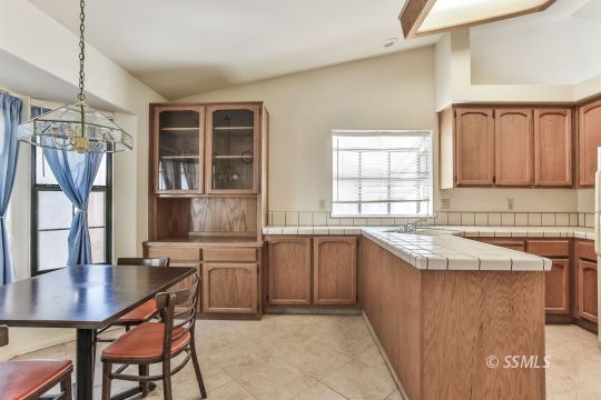 1225 Ann Court Ridgecrest, CA 93555 - Photo 3 of 28 Gallery Image 3