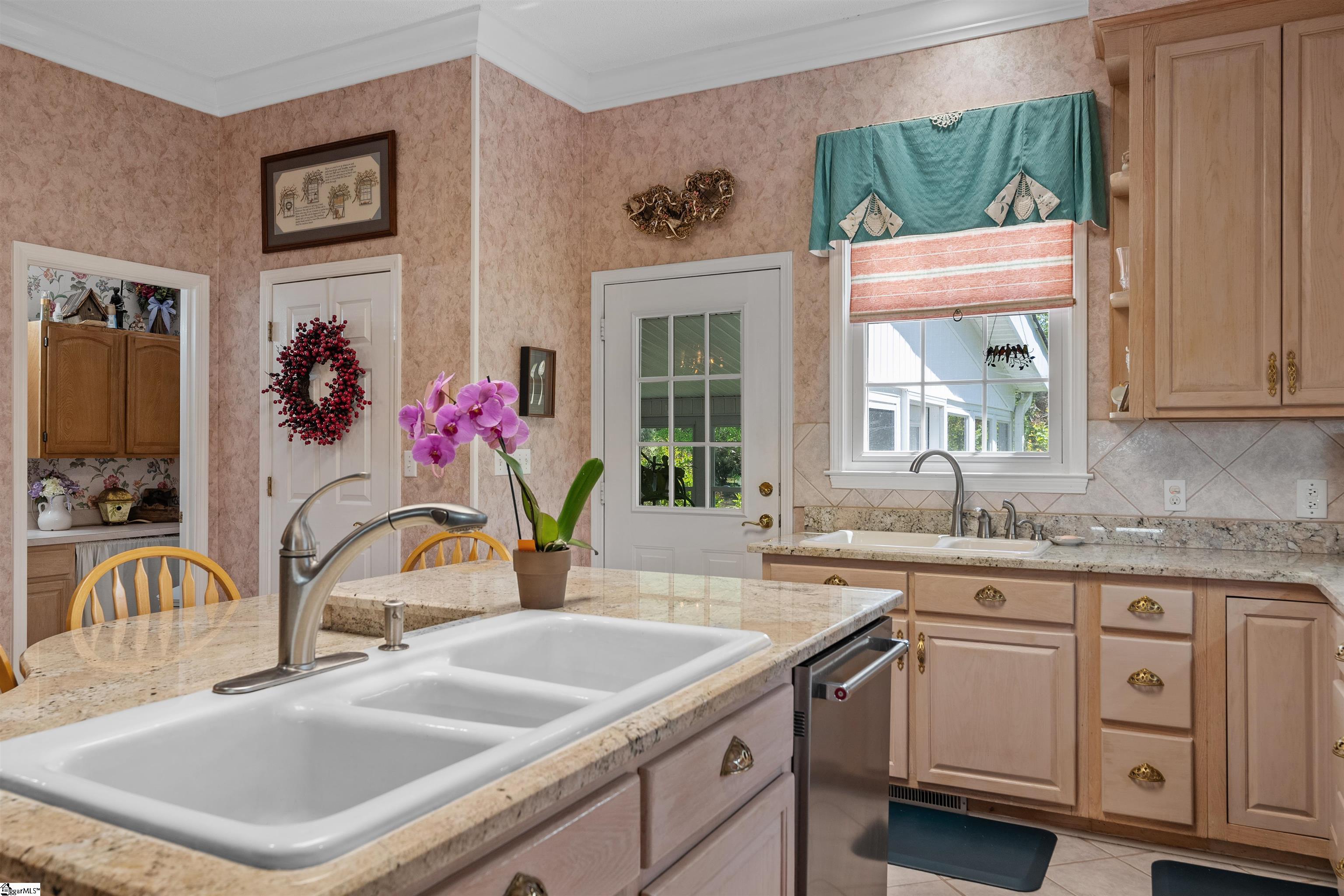 402 Nanaloo Avenue Waterloo, SC 29384 - Photo 16 of 42