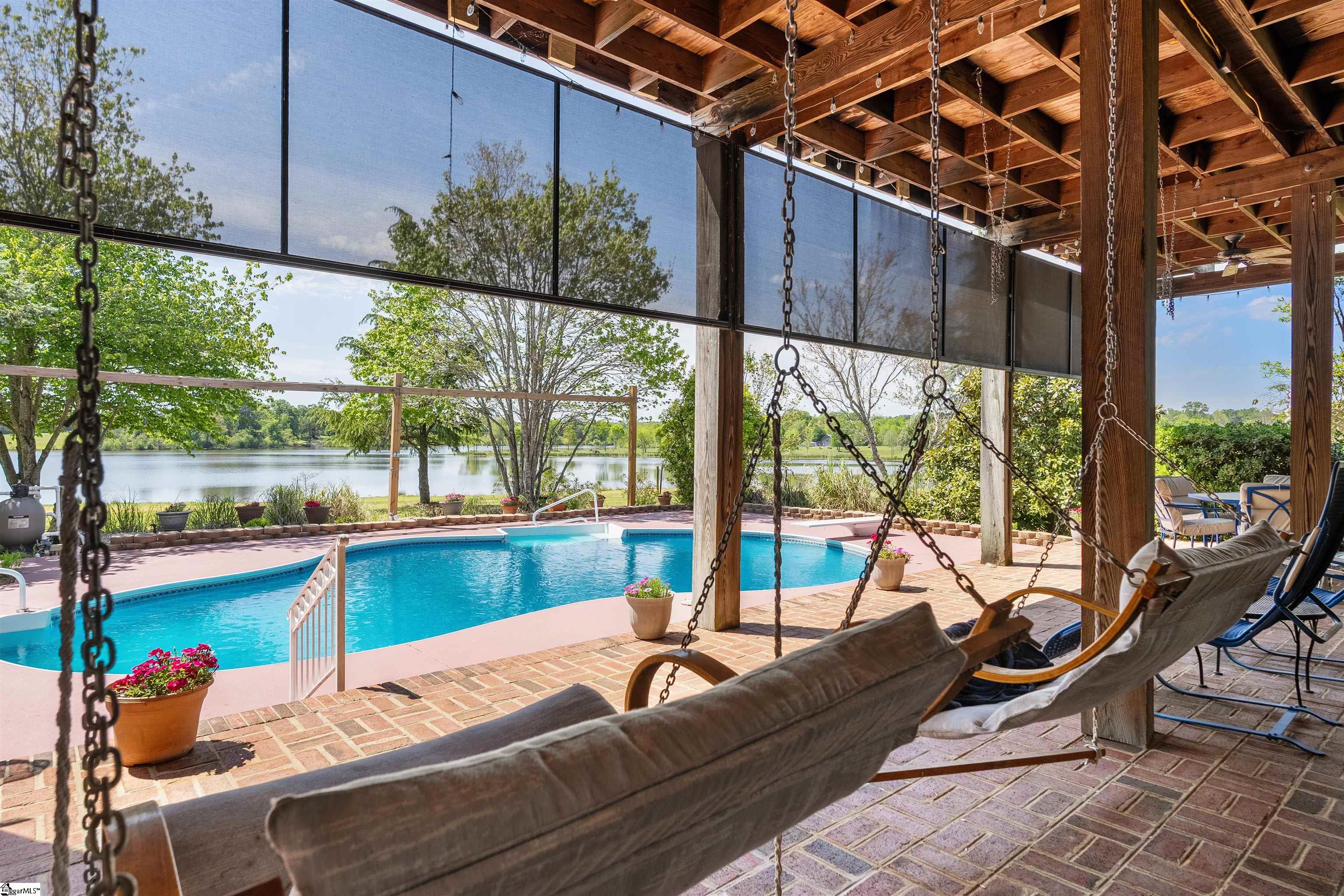 402 Nanaloo Avenue Waterloo, SC 29384 - Photo 21 of 42