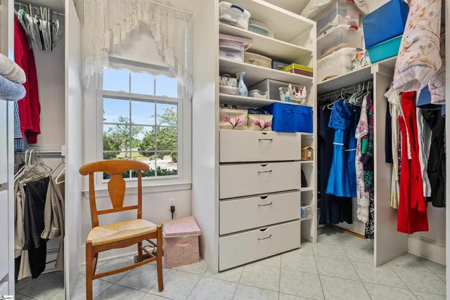 $2,100,384 | 402 Nanaloo Avenue, Waterloo, SC 29384