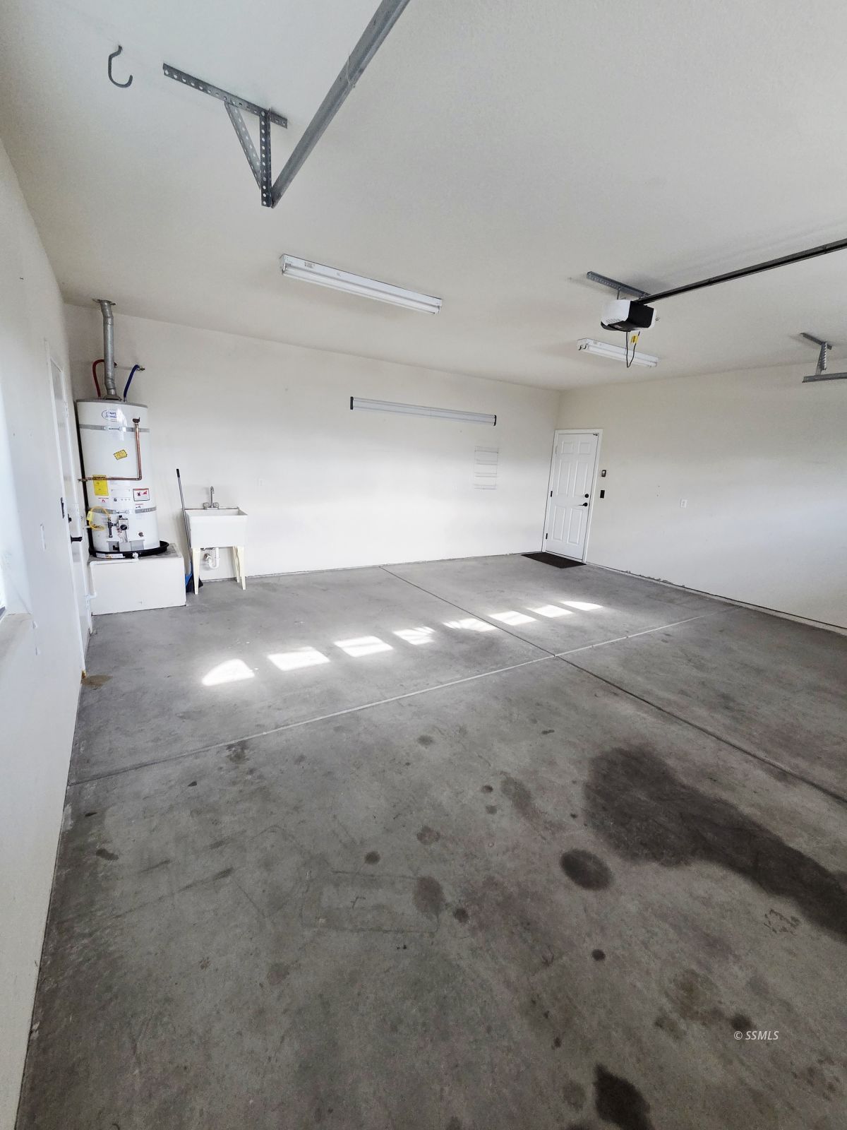 424 South Inyo Street Ridgecrest, CA 93555 - Photo 42 of 43