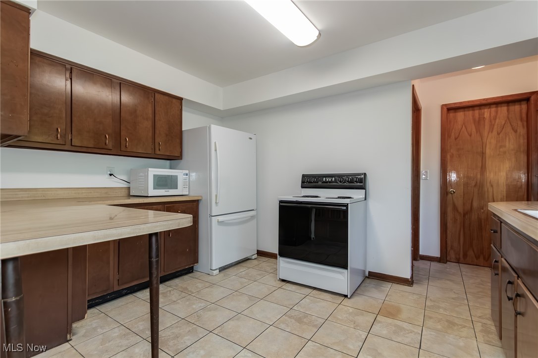 9557 Hoose Road Mentor, OH 44060 - Photo 12 of 49 Gallery Image 12