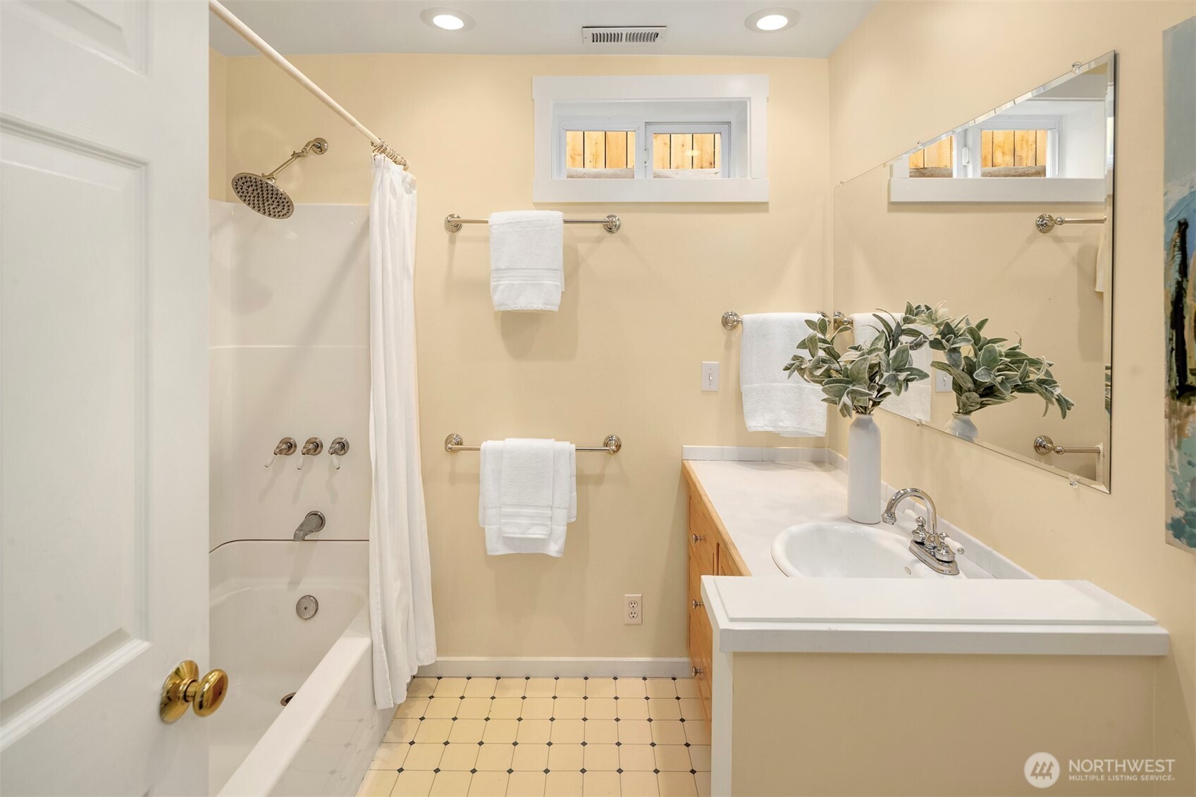 201 North 57th Street Seattle, WA 98103 - Photo 31 of 36 Gallery Image 31