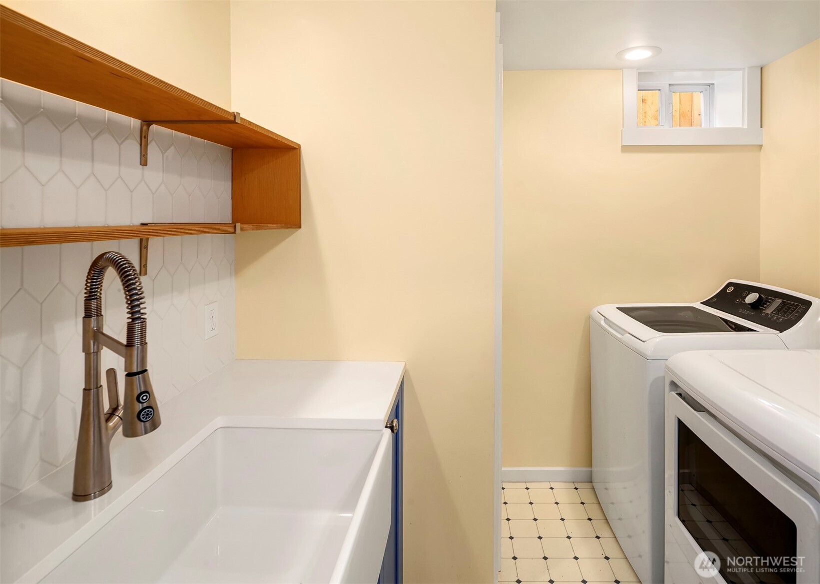 201 North 57th Street Seattle, WA 98103 - Photo 33 of 36 Gallery Image 33