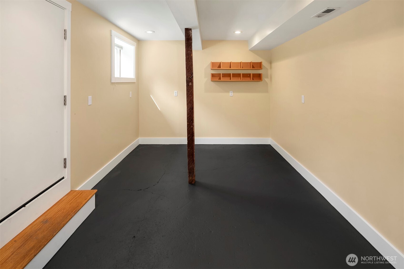 201 North 57th Street Seattle, WA 98103 - Photo 34 of 36 Gallery Image 34