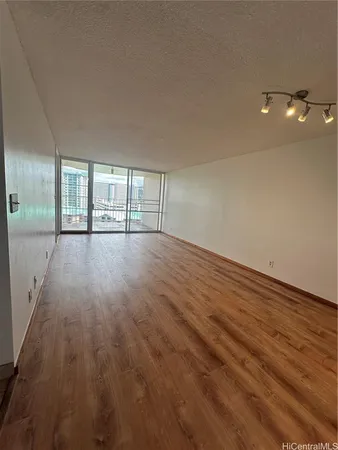 $2,350 | 2920 Ala Ilima Street, Unit 902, Honolulu, HI 96818