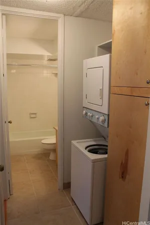 $2,350 | 2920 Ala Ilima Street, Unit 902, Honolulu, HI 96818