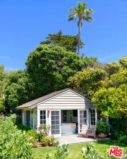 $38,500,000 | 31134 Broad Beach Road, Malibu, CA 90265
