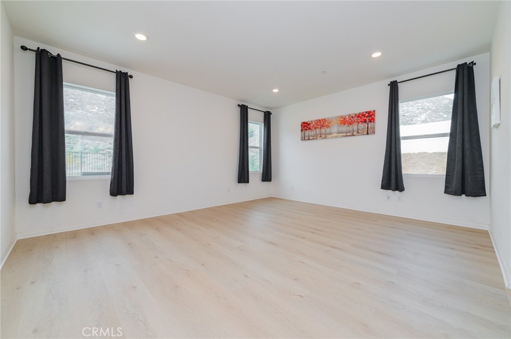 7309 Grazing Lane Riverside, CA 92507 - Photo 29 of 43 a view of an empty room