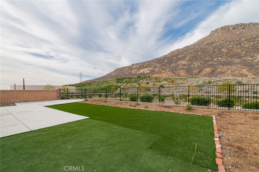 7309 Grazing Lane Riverside, CA 92507 - Photo 41 of 43 a view of building with outdoor space