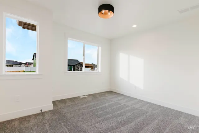 $439,900 | 1516 Bird Farm Drive, Jerome, ID 83338