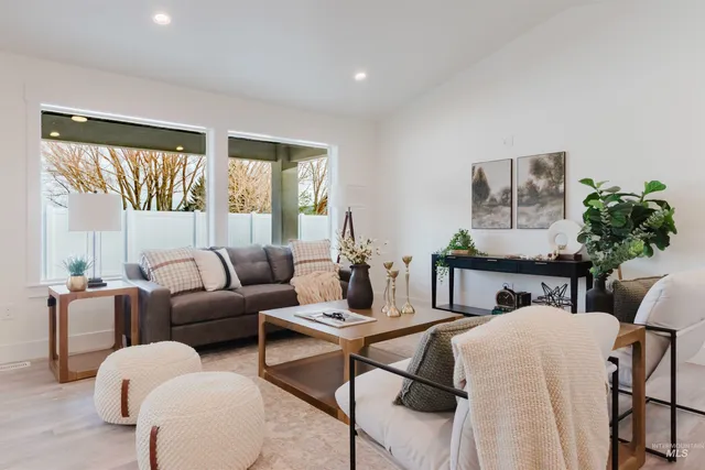 $439,900 | 1516 Bird Farm Drive, Jerome, ID 83338