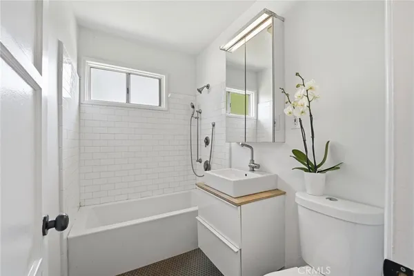 $785,000 | 18228 Keswick Street, Reseda, CA 91335