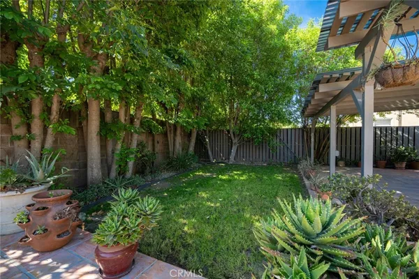 $785,000 | 18228 Keswick Street, Reseda, CA 91335
