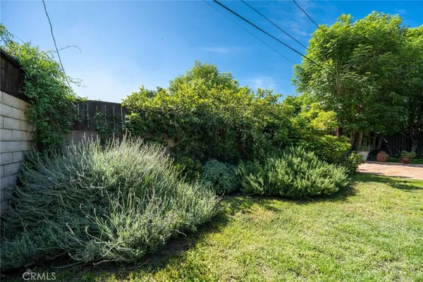 $785,000 | 18228 Keswick Street, Reseda, CA 91335