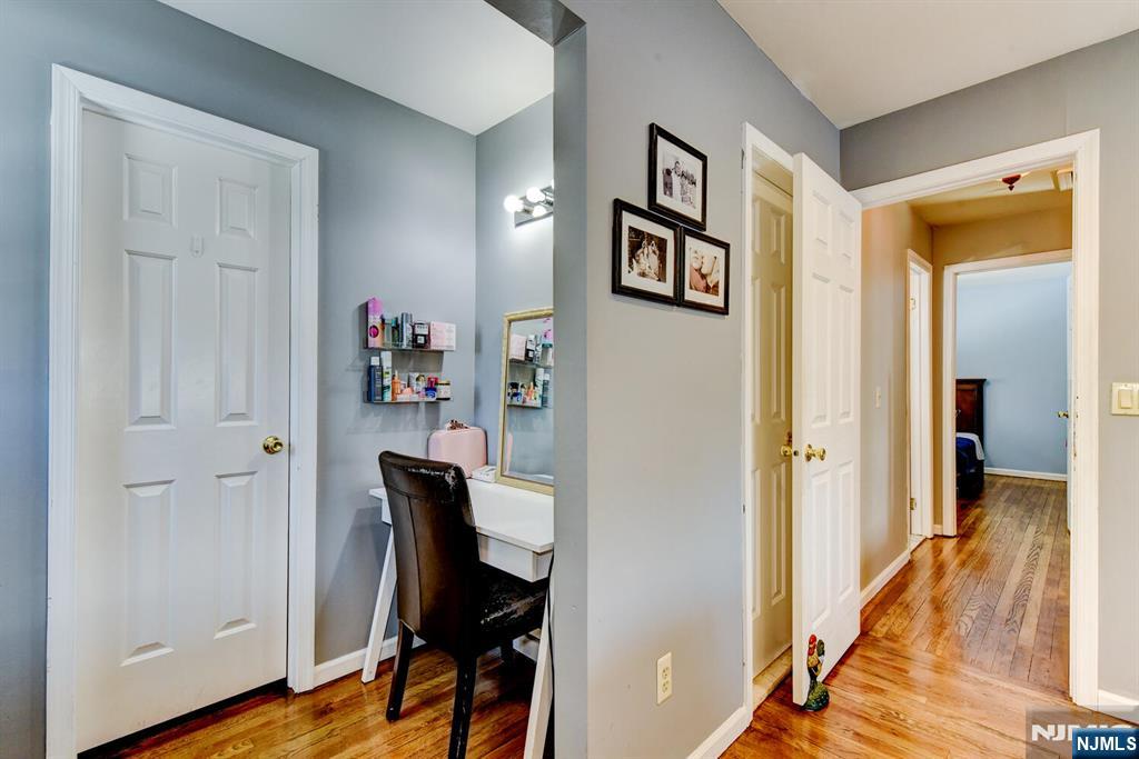 3 Loretta Lane Oak Ridge, NJ 07438 - Photo 18 of 29