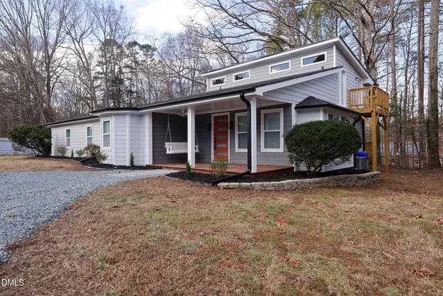 $2,500 | 731 Latimer Street, Hillsborough, NC 27278