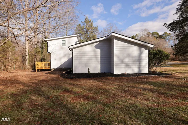 $2,500 | 731 Latimer Street, Hillsborough, NC 27278
